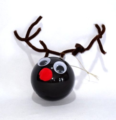 N'oublions pas Rudolph dans le sapin